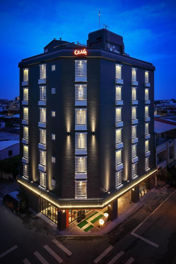 OLAH Poshtel - Hualien Hotel Buitenkant foto
